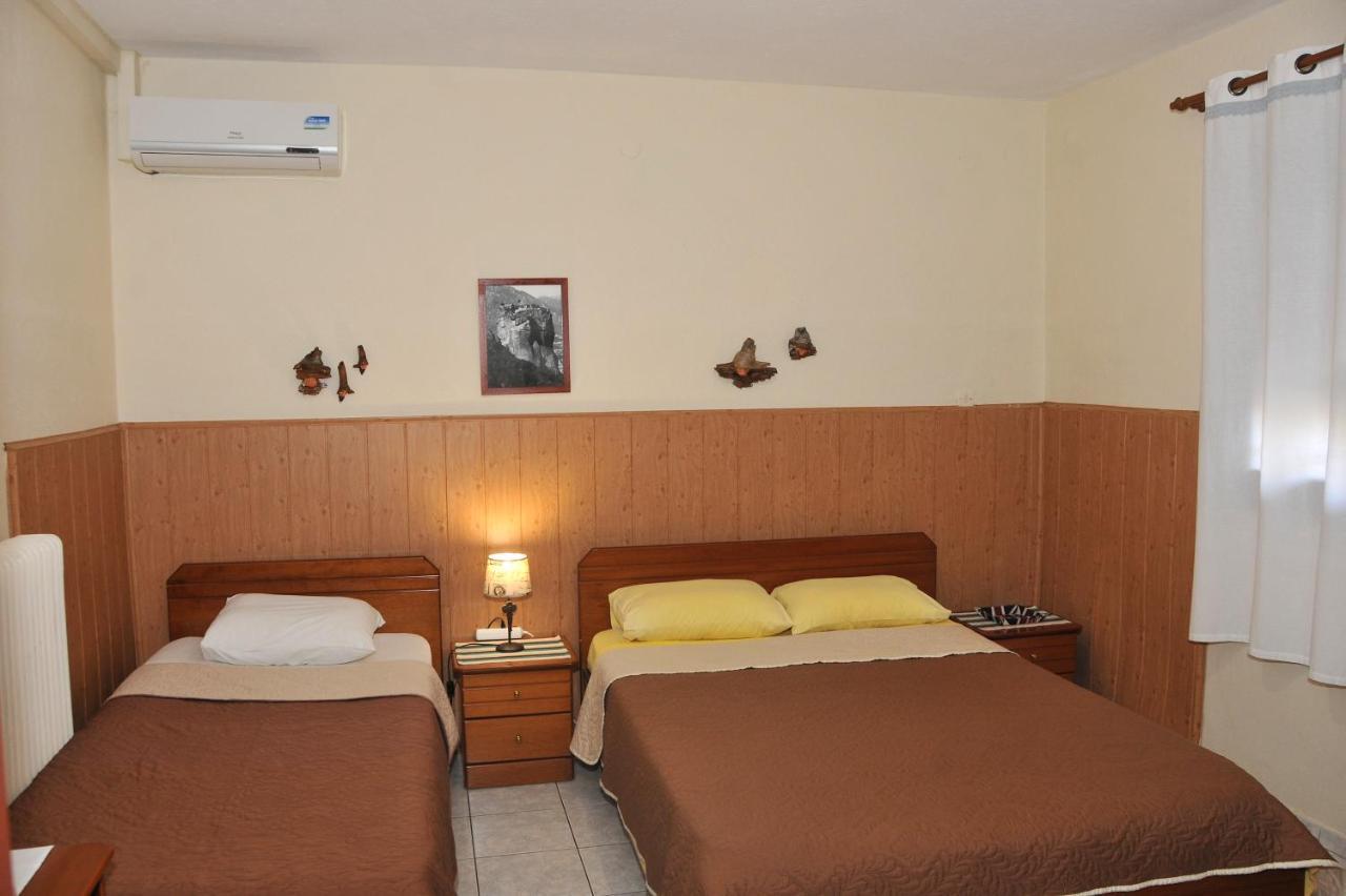 Guesthouse Bloutsos Rooms Кастракіон Екстер'єр фото