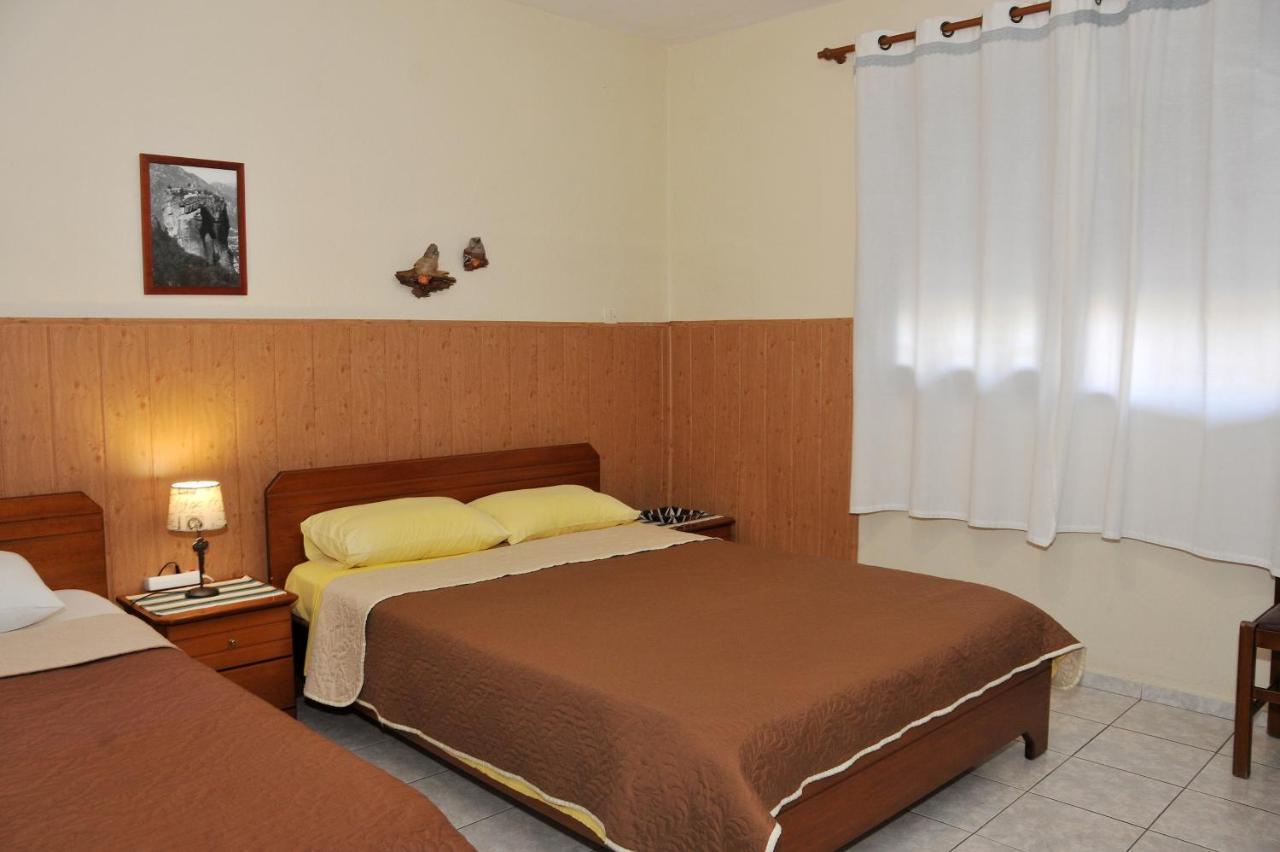 Guesthouse Bloutsos Rooms Кастракіон Екстер'єр фото